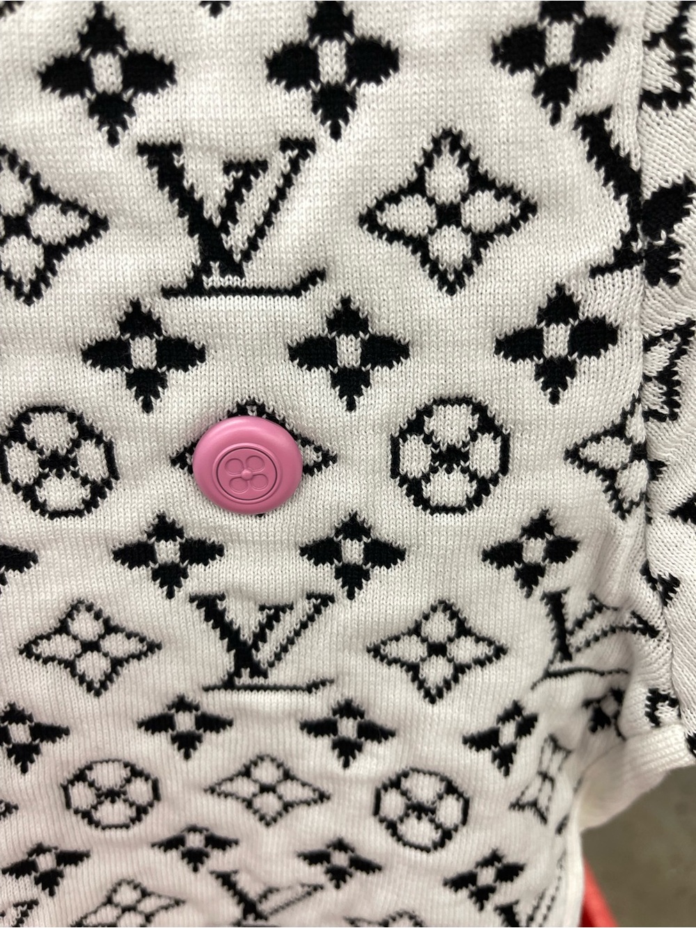 Louis Vuitton Monogram Short Sleeve Knit Top in White, Black & Pink - Picture 6 of 8